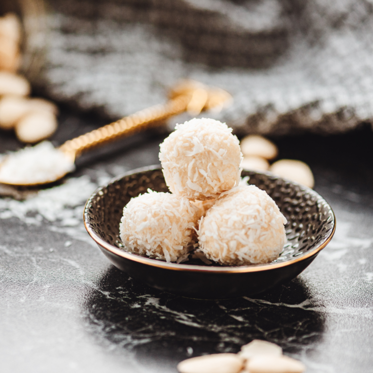 Vegan Raffaello (Coconut Balls)