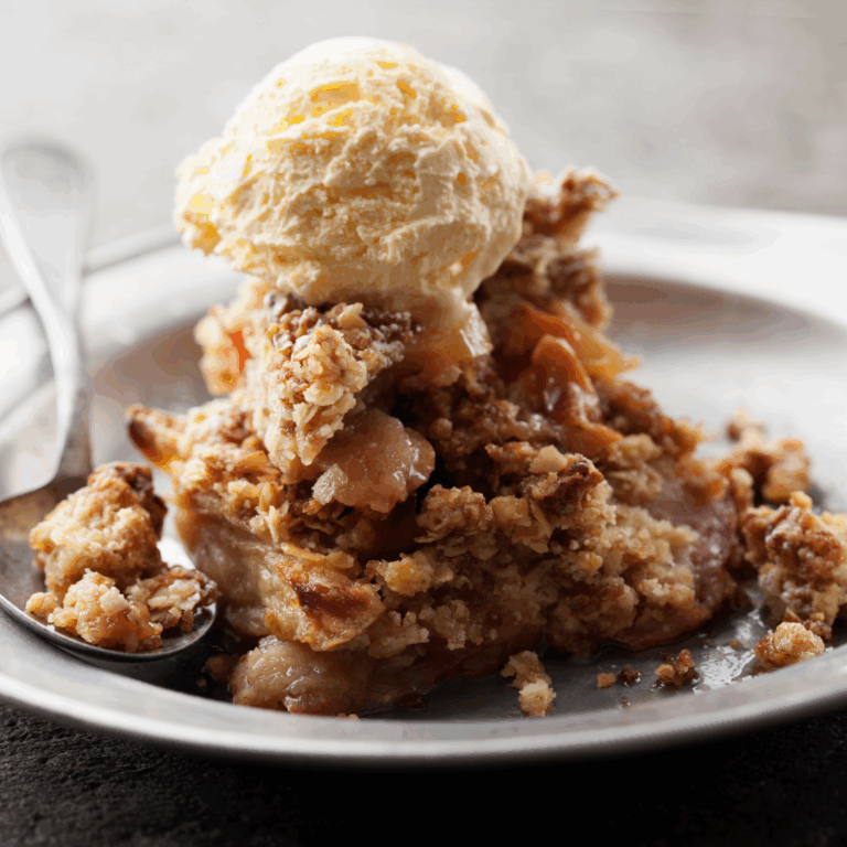 Vegan Apple Crumble Cake